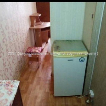 Продам квартиру, Ощепкова Андрея ул. , 1 кім., 17.90 м², косметический ремонт 