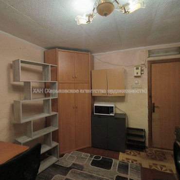 Продам квартиру, Клочковская ул. , 1  ком., 11.60 м², косметический ремонт 