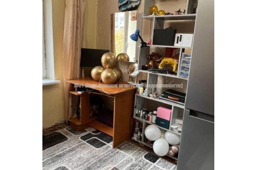 Продам квартиру, Клочковская ул. , 1 кім., 11.60 м², косметический ремонт 