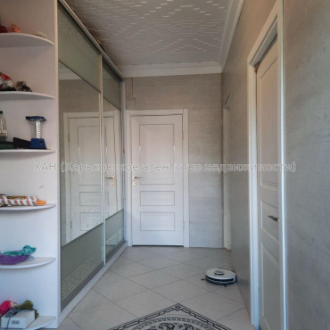 Продам дом, Тахиаташская ул. , 120 м², 8 сот., частичный ремонт 