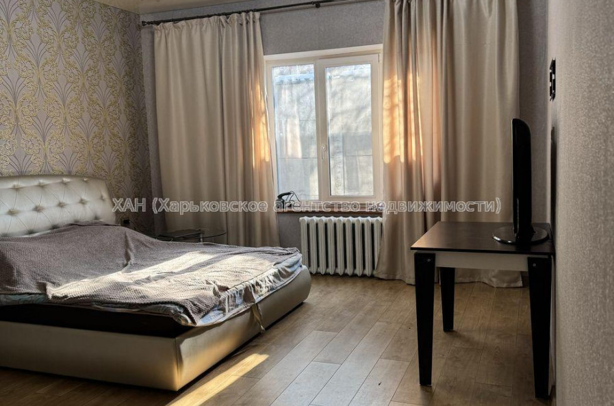 Продам дом, Тахиаташская ул. , 120 м², 8 сот., частичный ремонт 
