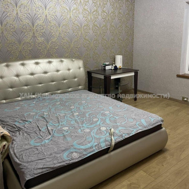 Продам дом, Тахиаташская ул. , 120 м², 8 сот., частичный ремонт 