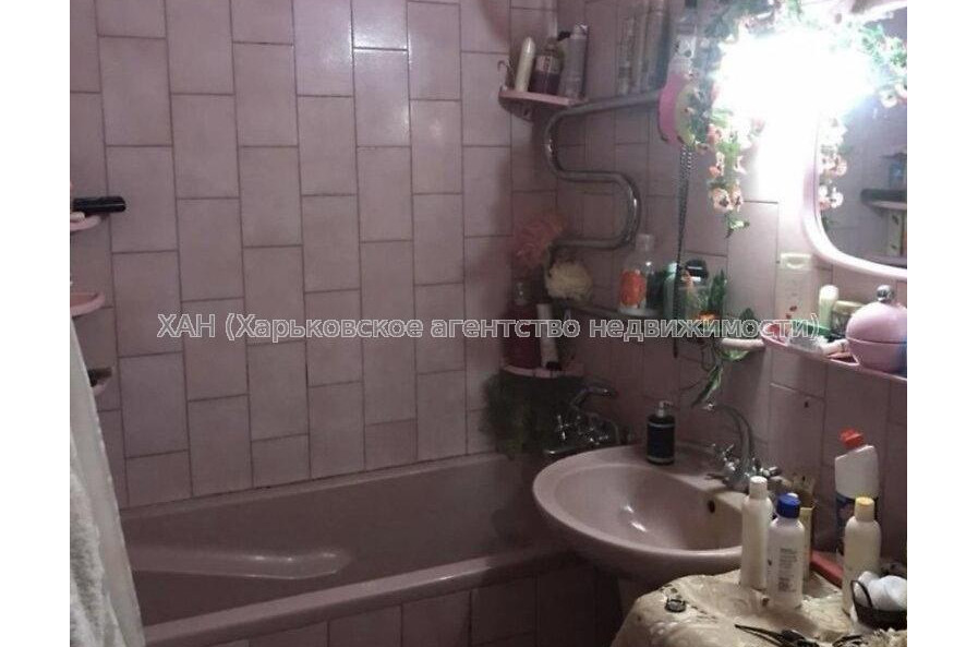 Продам квартиру, Леся Сердюка ул. , 2  ком., 50 м², косметический ремонт 