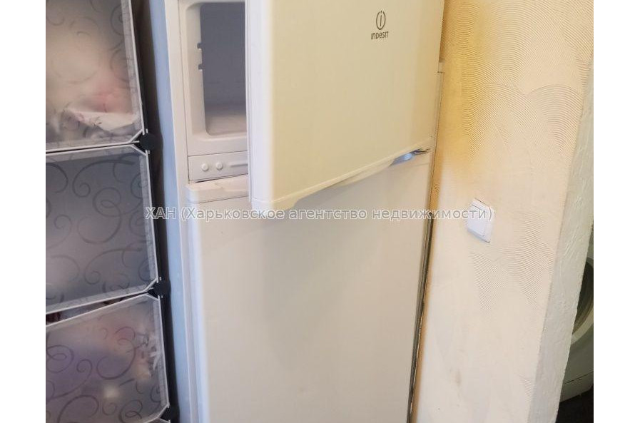 Продам квартиру, 23 Августа ул. , 1 кім., 16 м², косметический ремонт 