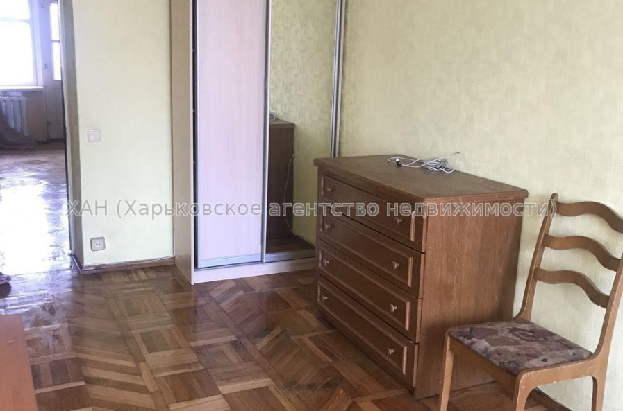 Продам квартиру, Фесенковская ул. , 3  ком., 60 м², косметический ремонт 