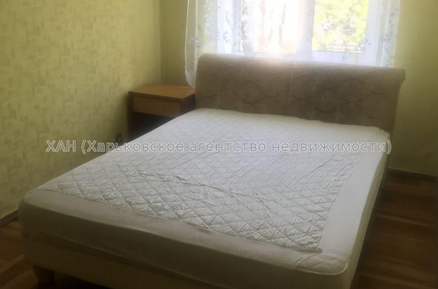 Продам квартиру, Фесенковская ул. , 3  ком., 60 м², косметический ремонт 