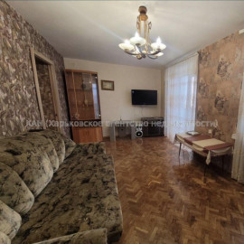 Продам квартиру, Деревянко Алексея ул. , 2  ком., 45 м², косметический ремонт