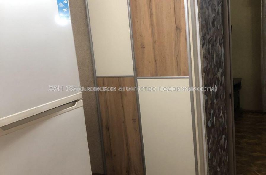 Продам квартиру, Деревянко ул. , 2  ком., 45 м², косметический ремонт 