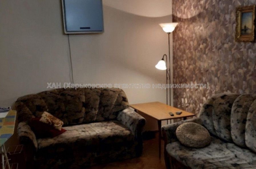 Продам квартиру, Деревянко ул. , 2  ком., 45 м², косметический ремонт 