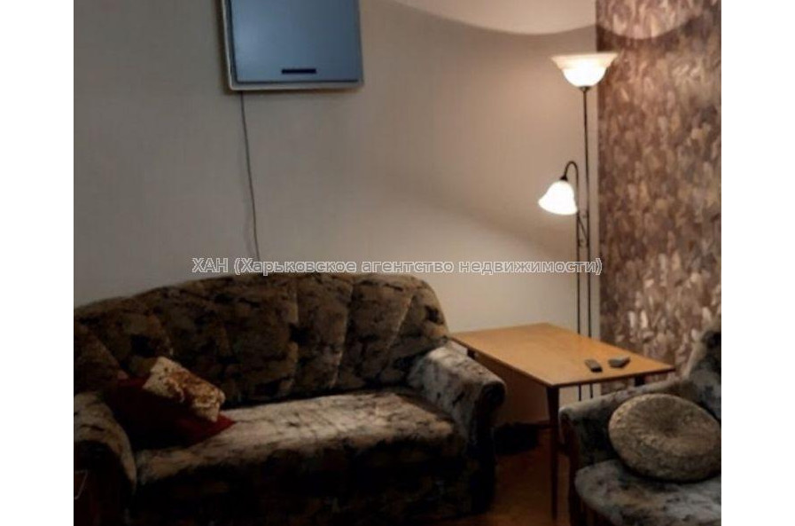 Продам квартиру, Деревянко ул. , 2  ком., 45 м², косметический ремонт 