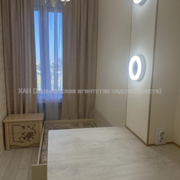 Продам квартиру, Гольдберговская ул. , 3 кім., 70 м², авторский дизайн 