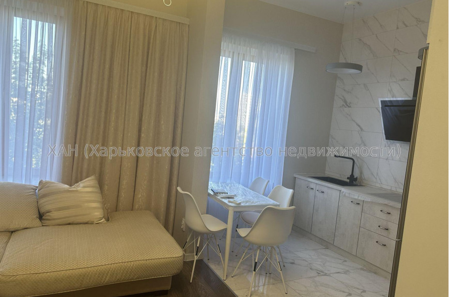 Продам квартиру, Гольдберговская ул. , 3  ком., 70 м², авторский дизайн 