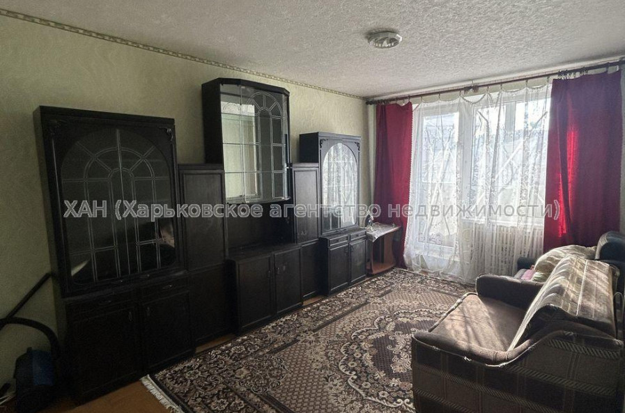 Продам квартиру, Победы просп. , 1 кім., 33 м², советский ремонт 