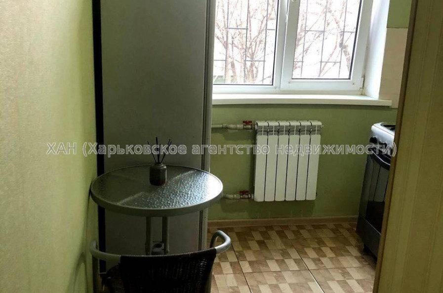 Продам квартиру, Ньютона ул. , 2 кім., 43.40 м², евроремонт 