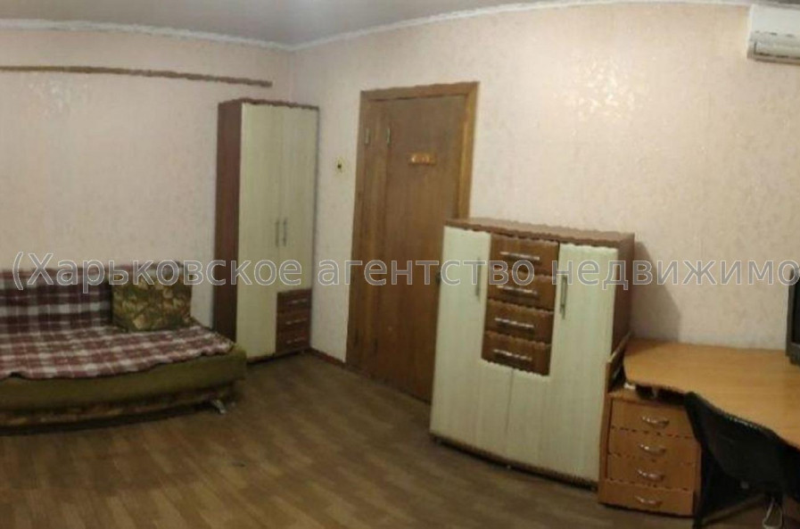 Продам квартиру, Шатиловская ул. , д. 29 , 1  ком., 27 м², косметический ремонт 