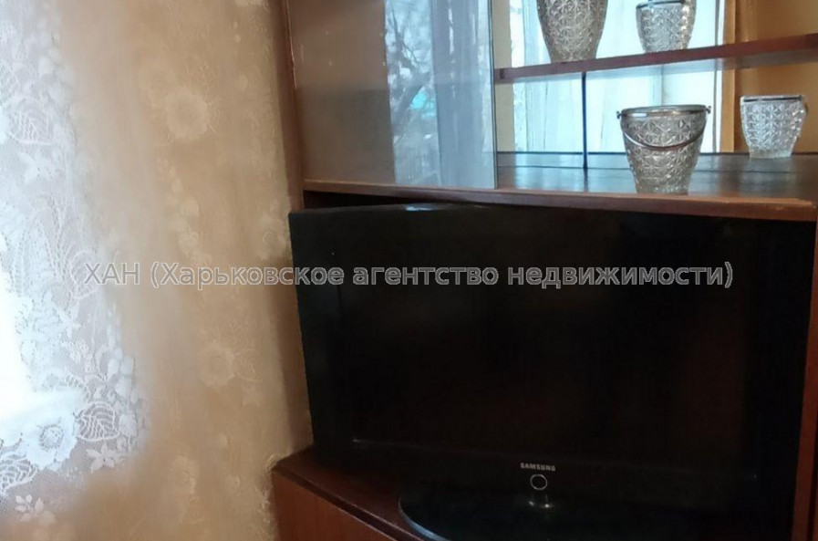 Продам квартиру, Селянская ул. , 2 кім., 42.20 м², советский ремонт 