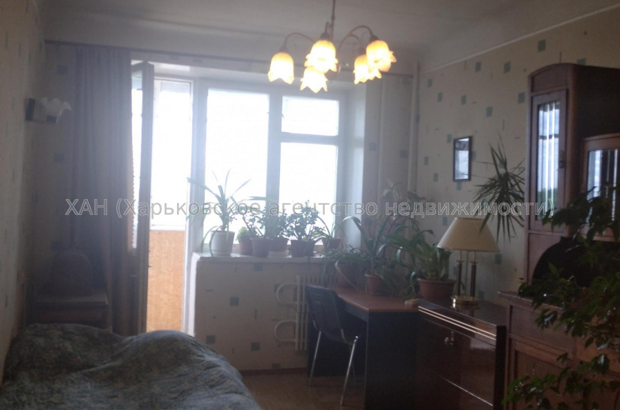 Продам квартиру, Науки просп. , 2  ком., 45 м², советский ремонт 