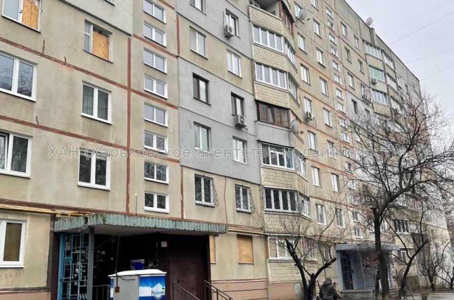 Продам квартиру, Соборности Украины ул. , 1  ком., 32 м², косметический ремонт 