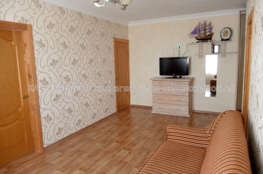 Продам квартиру, Ахсарова Энвера ул. , 5 кім., 93 м², евроремонт 