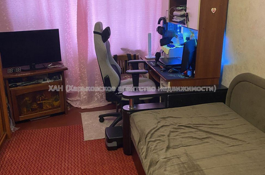 Продам квартиру, 1 кім., 27.70 м², косметический ремонт 