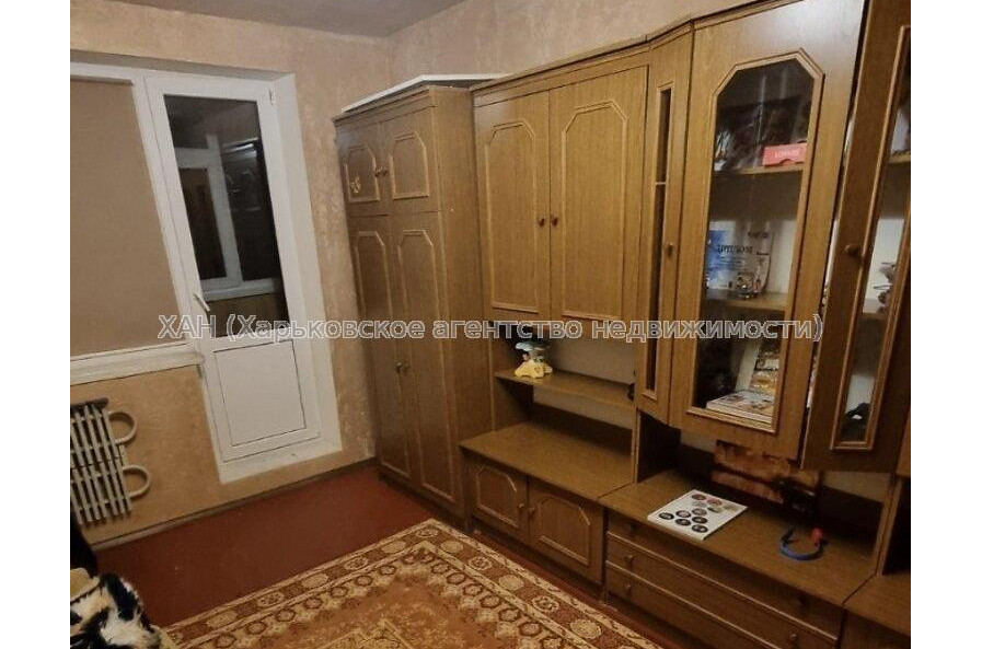 Продам квартиру, Карякинская ул. , 2  ком., 46.10 м², капитальный ремонт 