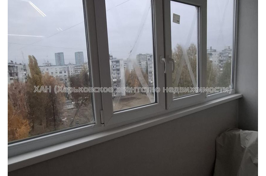 Продам квартиру, Академика Павлова ул. , д. 146 , 3 кім., 67 м², частичный ремонт 