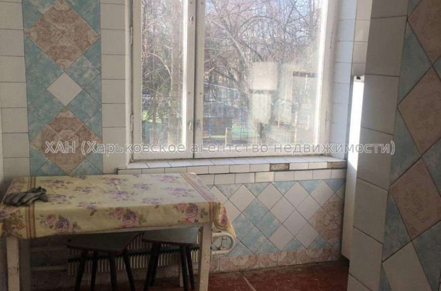 Продам квартиру, Фесенковский въезд , 1  ком., 33 м², советский ремонт 