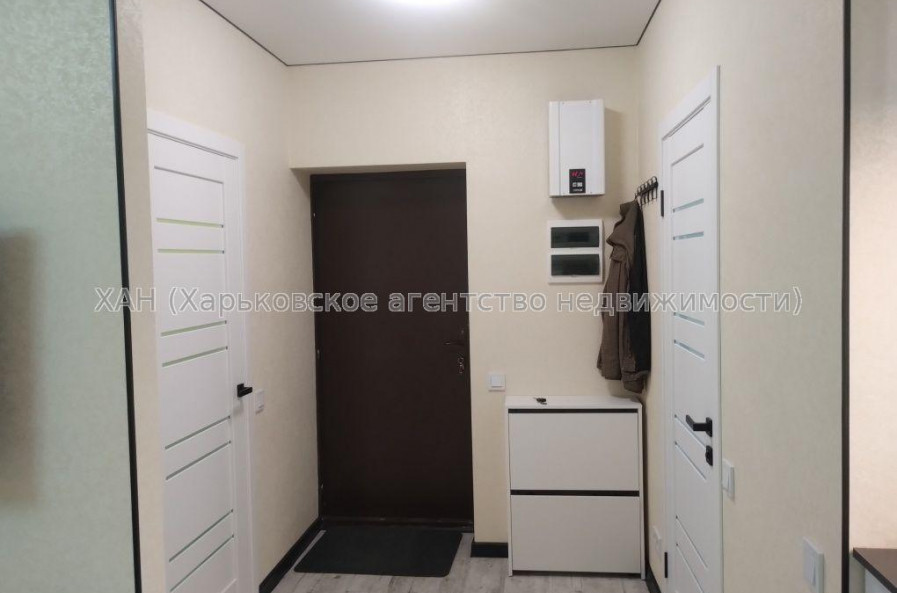 Продам квартиру, Барабашова академика ул. , 1  ком., 33 м², капитальный ремонт 