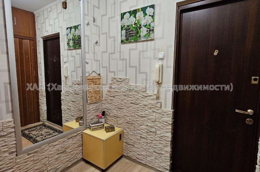 Продам квартиру, Светлая ул. , 1  ком., 35 м², евроремонт 