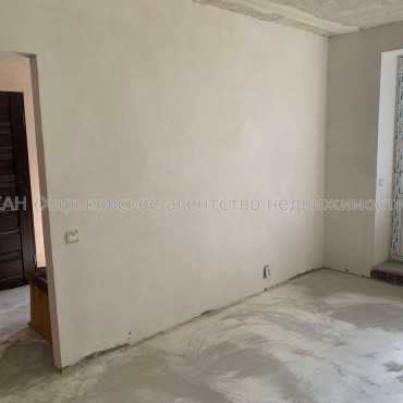 Продам квартиру, Юбилейная ул. , 1 кім., 38 м², частичный ремонт 