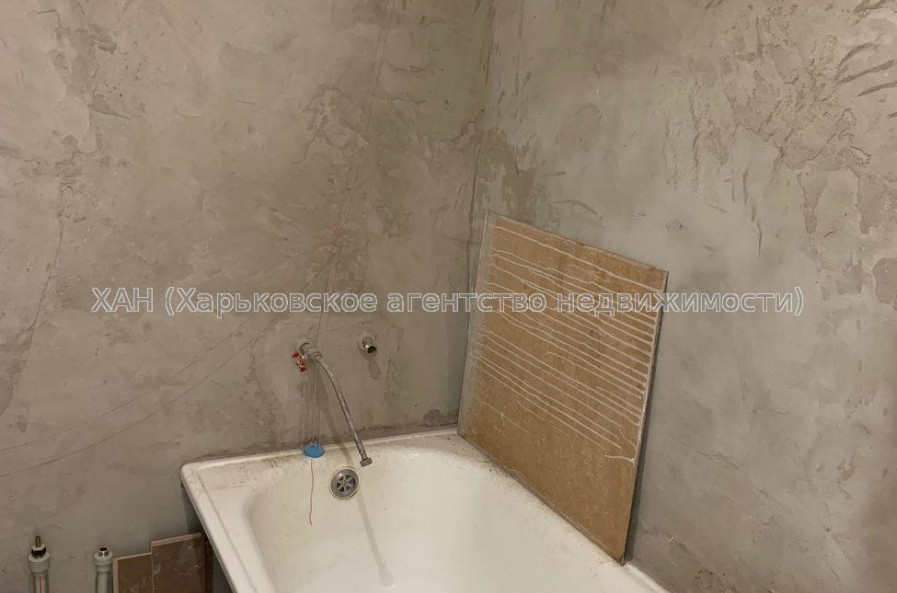 Продам квартиру, Юбилейная ул. , 1  ком., 38 м², частичный ремонт 