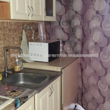 Здам квартиру, Черновицкая ул. , 1 кім., 20 м², капитальный ремонт 