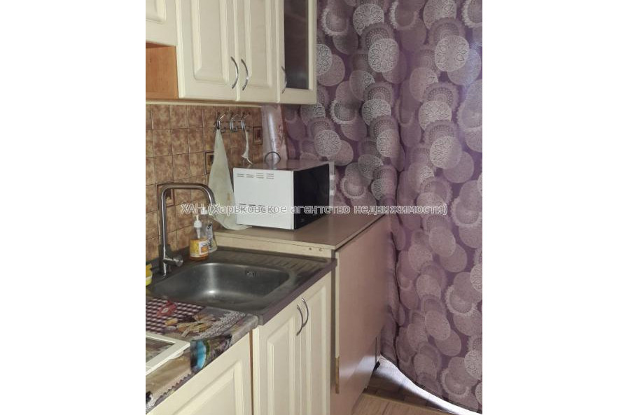 Здам квартиру, Черновицкая ул. , 1 кім., 20 м², капитальный ремонт 
