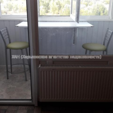 Здам квартиру, Черновицкая ул. , 1 кім., 20 м², капитальный ремонт 