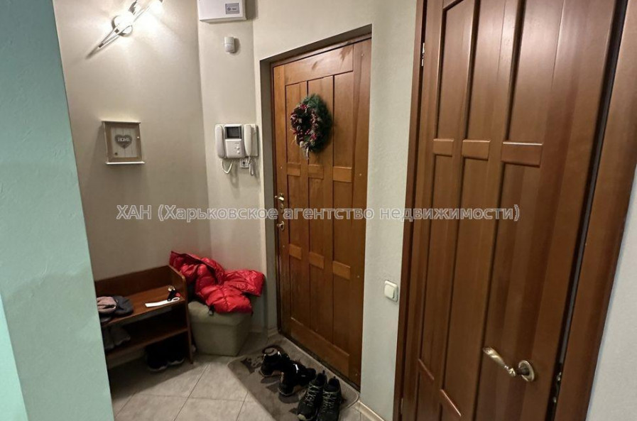 Продам квартиру, Продольная ул. , 3 кім., 69 м², евроремонт 