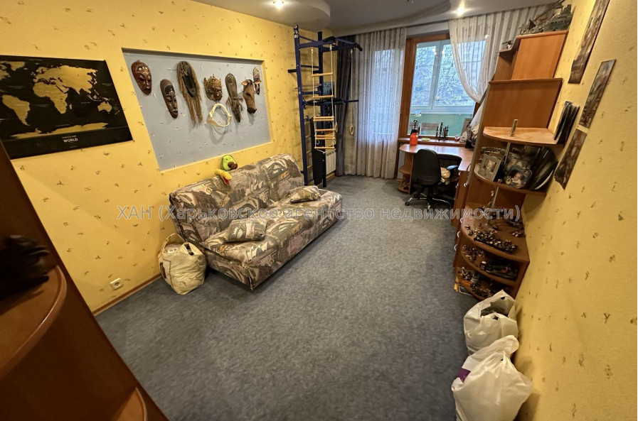 Продам квартиру, Продольная ул. , 3 кім., 69 м², евроремонт 