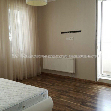 Продам квартиру, Науки просп. , 2 кім., 75 м², авторский дизайн  - фото 3 Продам квартиру, Науки просп. , 2 кім., 75 м², авторский дизайн