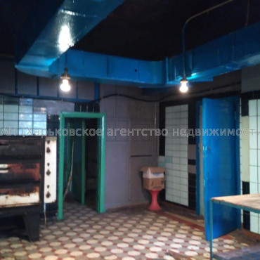 Продам нежилую недвижимость, производственное помещение , 150 м², советский ремонт 