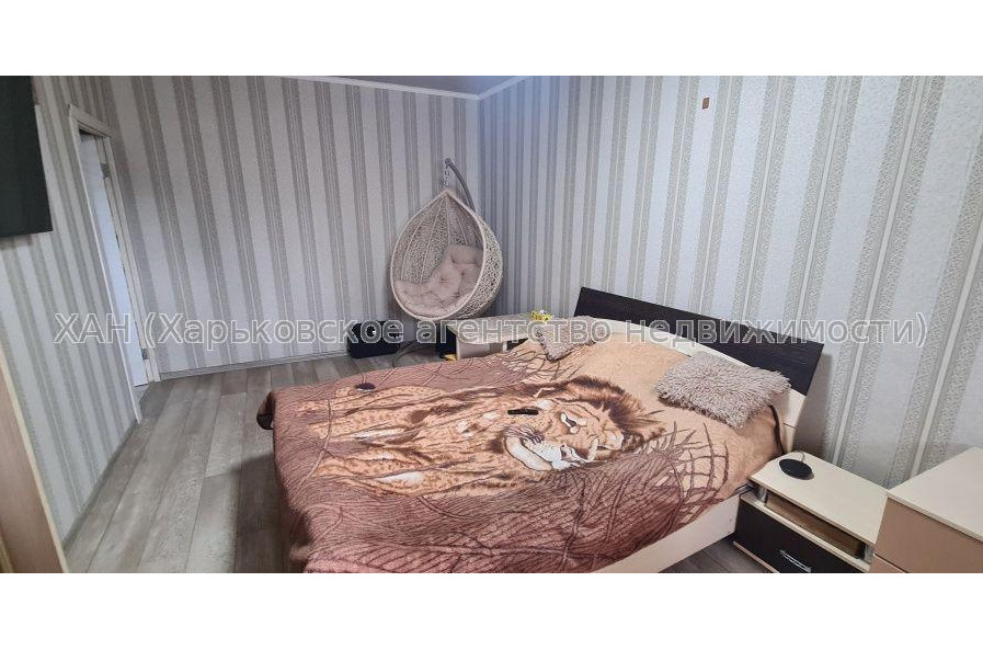 Продам квартиру, Победы просп. , 2 кім., 46 м², капитальный ремонт 