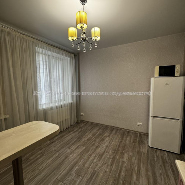 Продам квартиру, Салтовское шоссе , 1 кім., 23 м², евроремонт 