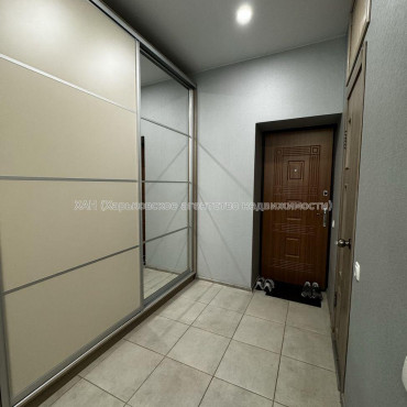 Продам квартиру, Салтовское шоссе , 1 кім., 23 м², евроремонт 