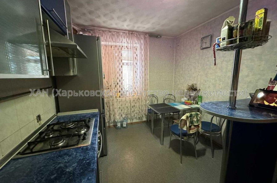 Здам квартиру, Клочковская ул. , 4 кім., 82 м², капитальный ремонт 