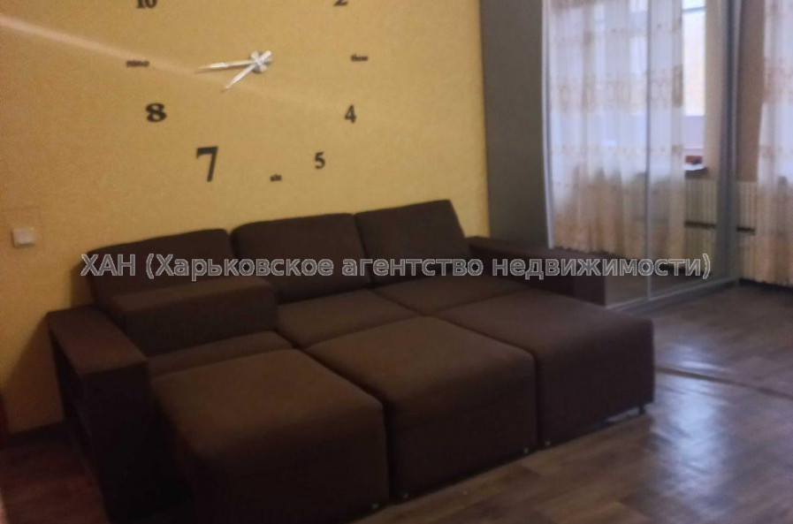 Здам квартиру, Клочковская ул. , 4 кім., 82 м², капитальный ремонт 