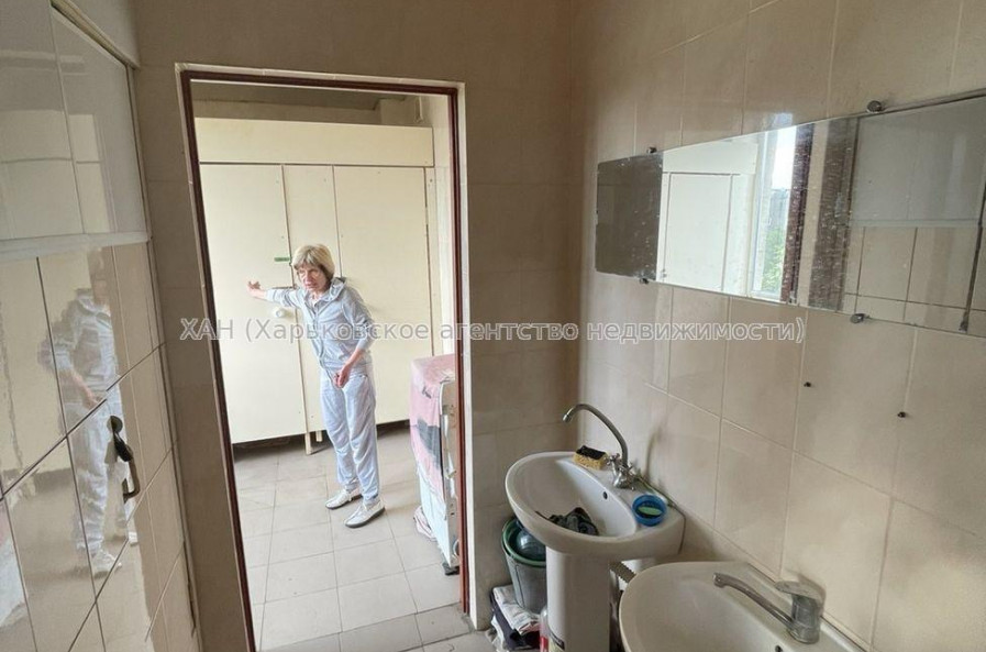 Продам квартиру, Героев Харькова просп. , 1  ком., 28.60 м², косметический ремонт 