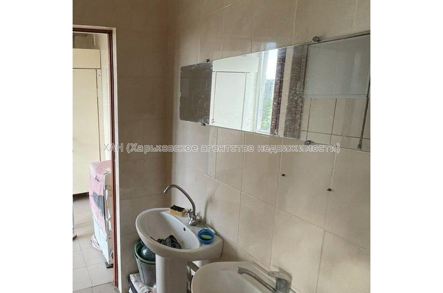 Продам квартиру, Героев Харькова просп. , 1  ком., 28.60 м², косметический ремонт 