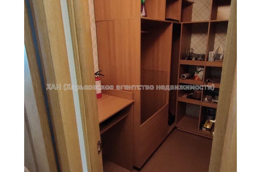 Сдам квартиру, 23 Августа ул. , д. 51Б , 3  ком., 60 м², капитальный ремонт 