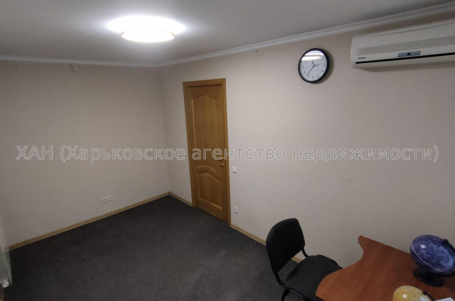 Сдам квартиру, 23 Августа ул. , д. 51Б , 3  ком., 60 м², капитальный ремонт 