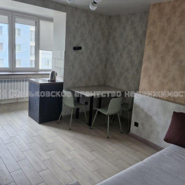 Продам квартиру, Елизаветинская ул. , 2 кім., 50 м², капитальный ремонт