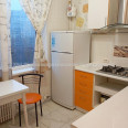 Продам квартиру, Непокоренных ул. , 1  ком., 32.40 м², капитальный ремонт 