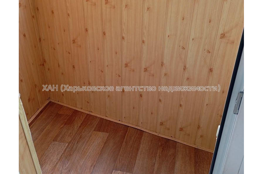 Продам квартиру, Непокоренных ул. , 1  ком., 32.40 м², капитальный ремонт 